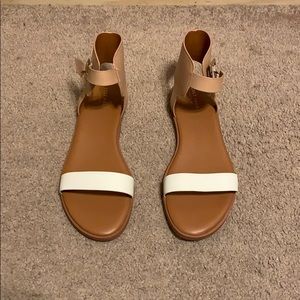 NWT Cole Haan “Anica Cuff” Sandals, Size 10.5